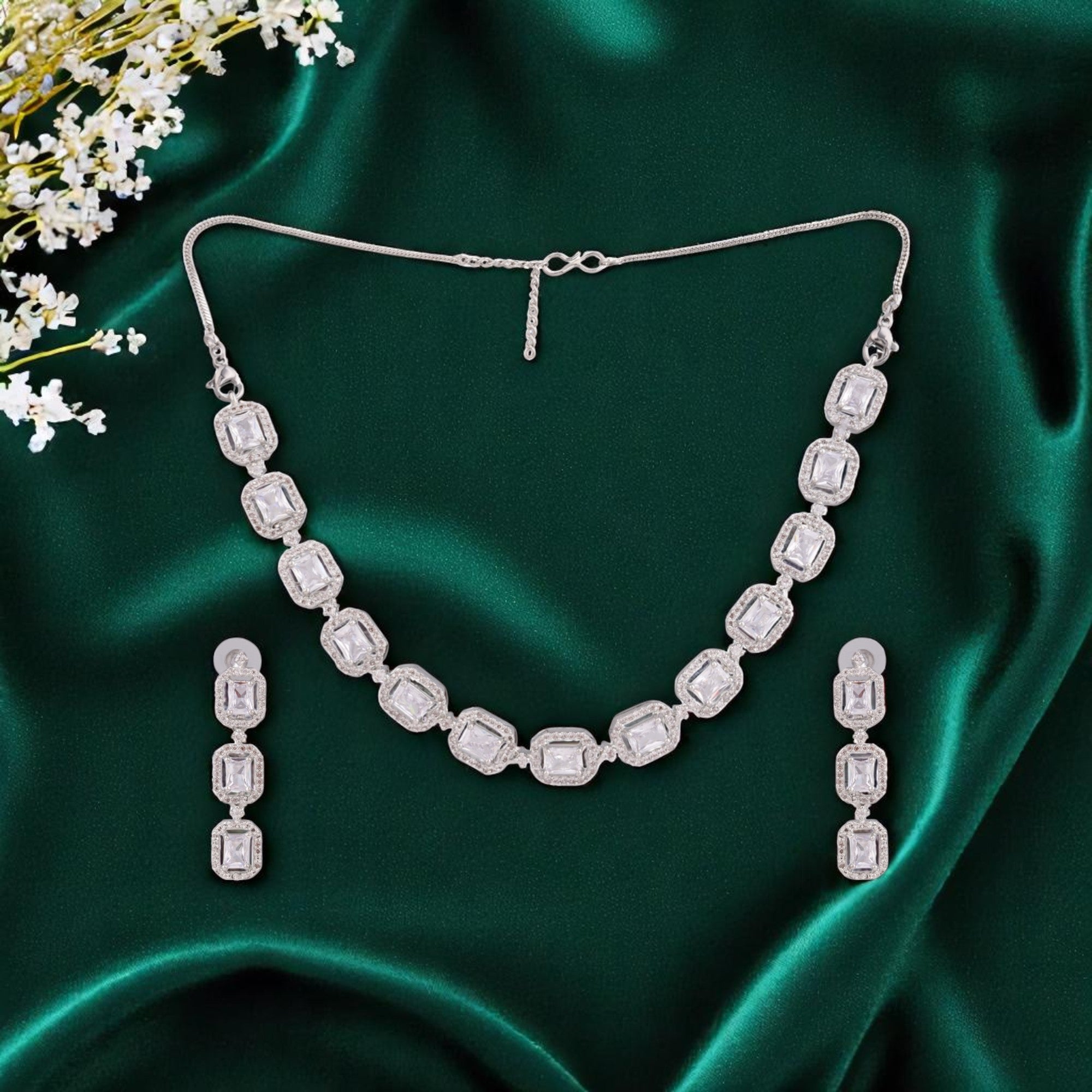 Queen’s Radiance Set