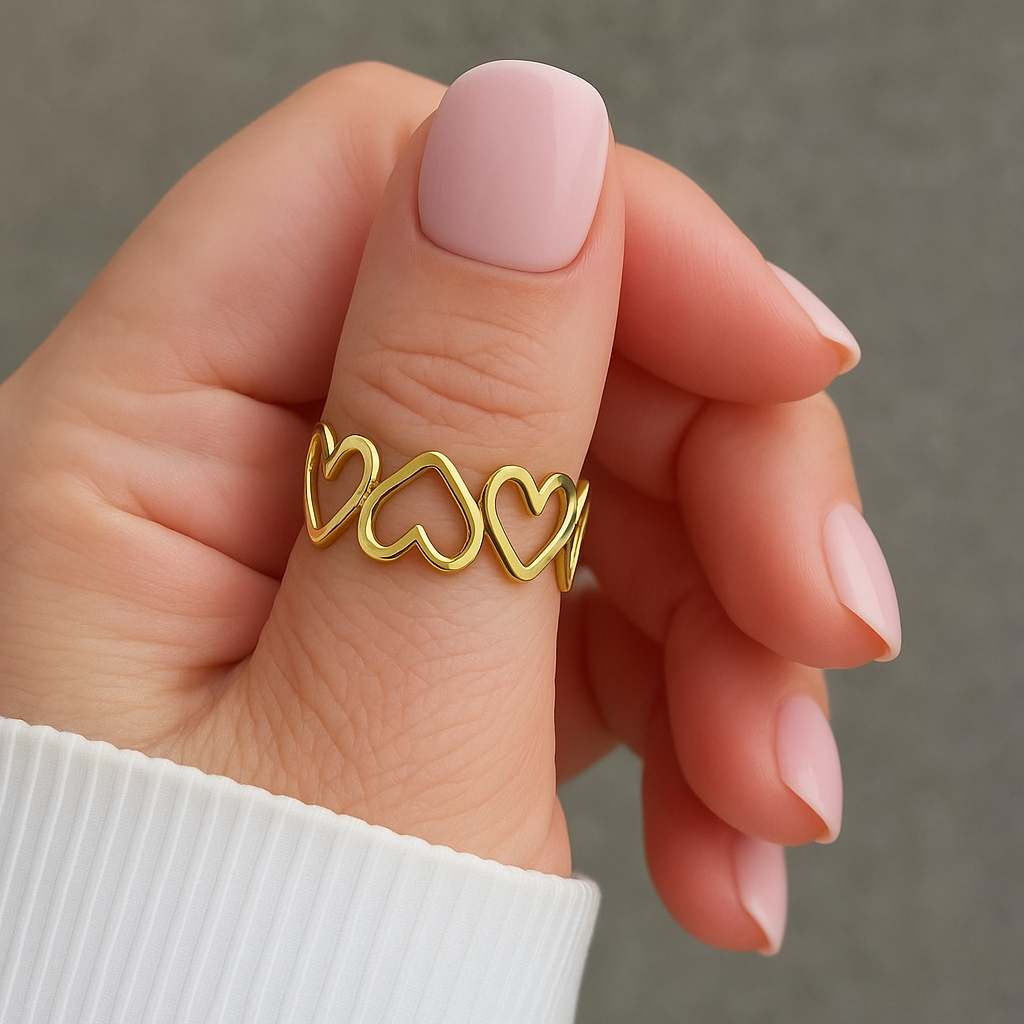Lover’s Link Ring