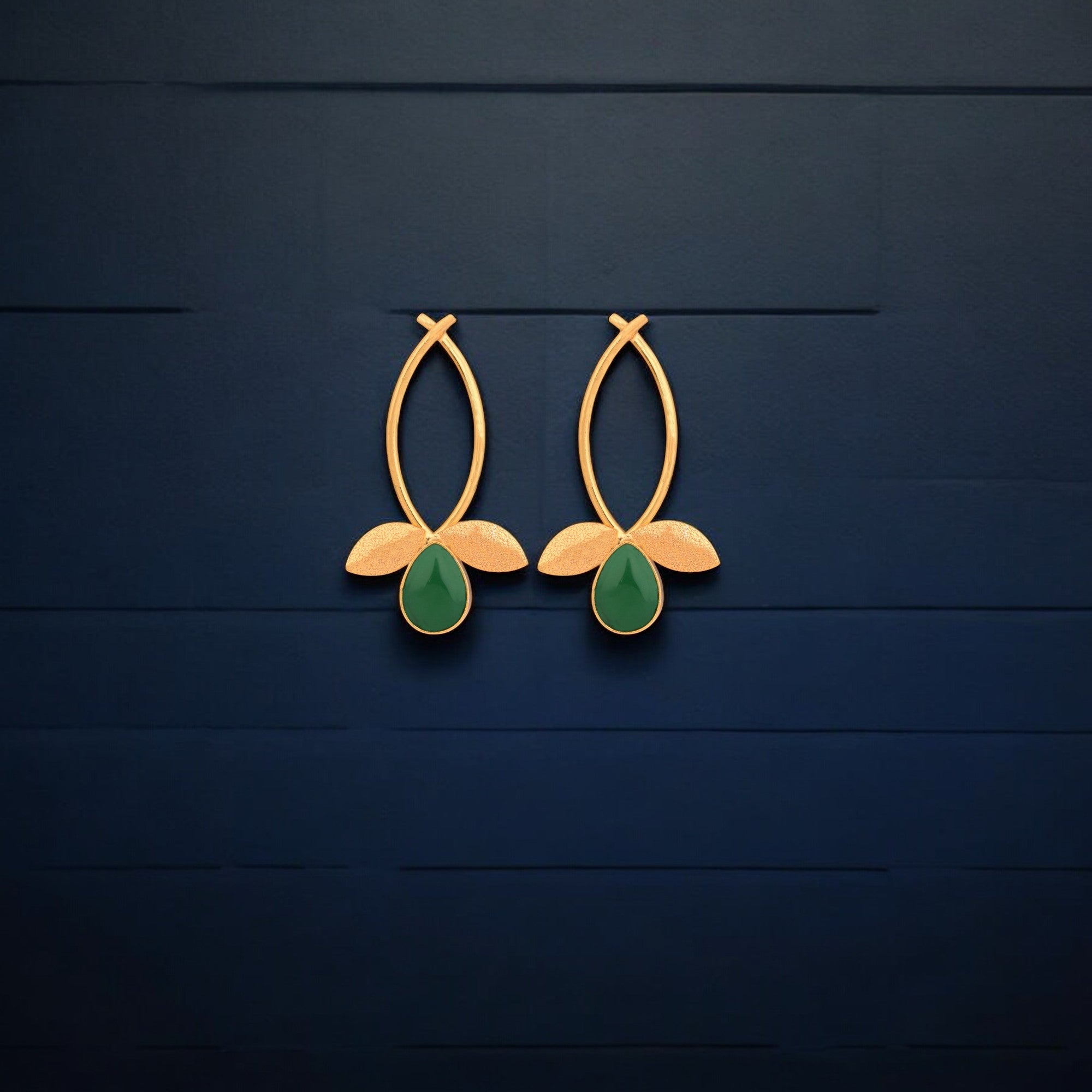 Lustrous Leaflets (Green)